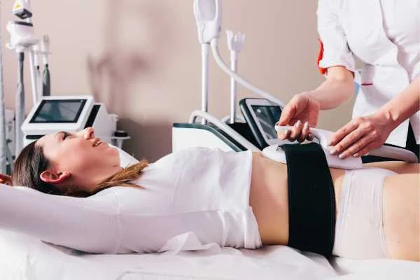 woman having body sculpting to help improve her body image and her mental health Buckinghamshire